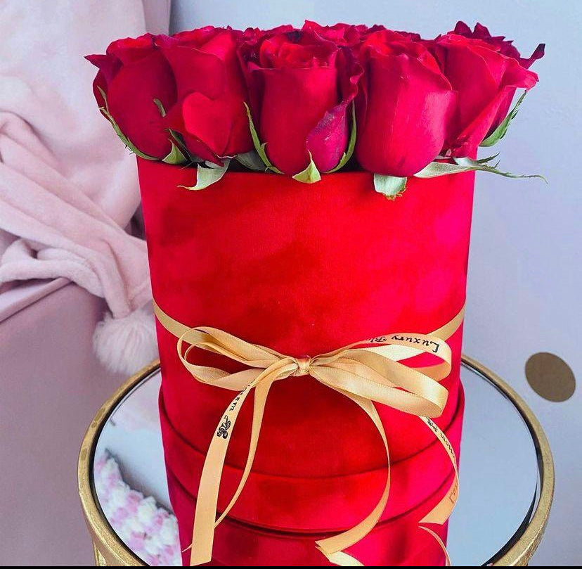 Red velvet box small arrangement