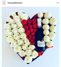 Load image into Gallery viewer, Heart arrangement
